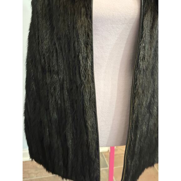 Reversible Mink & Leather Vest - Picture 7 of 10